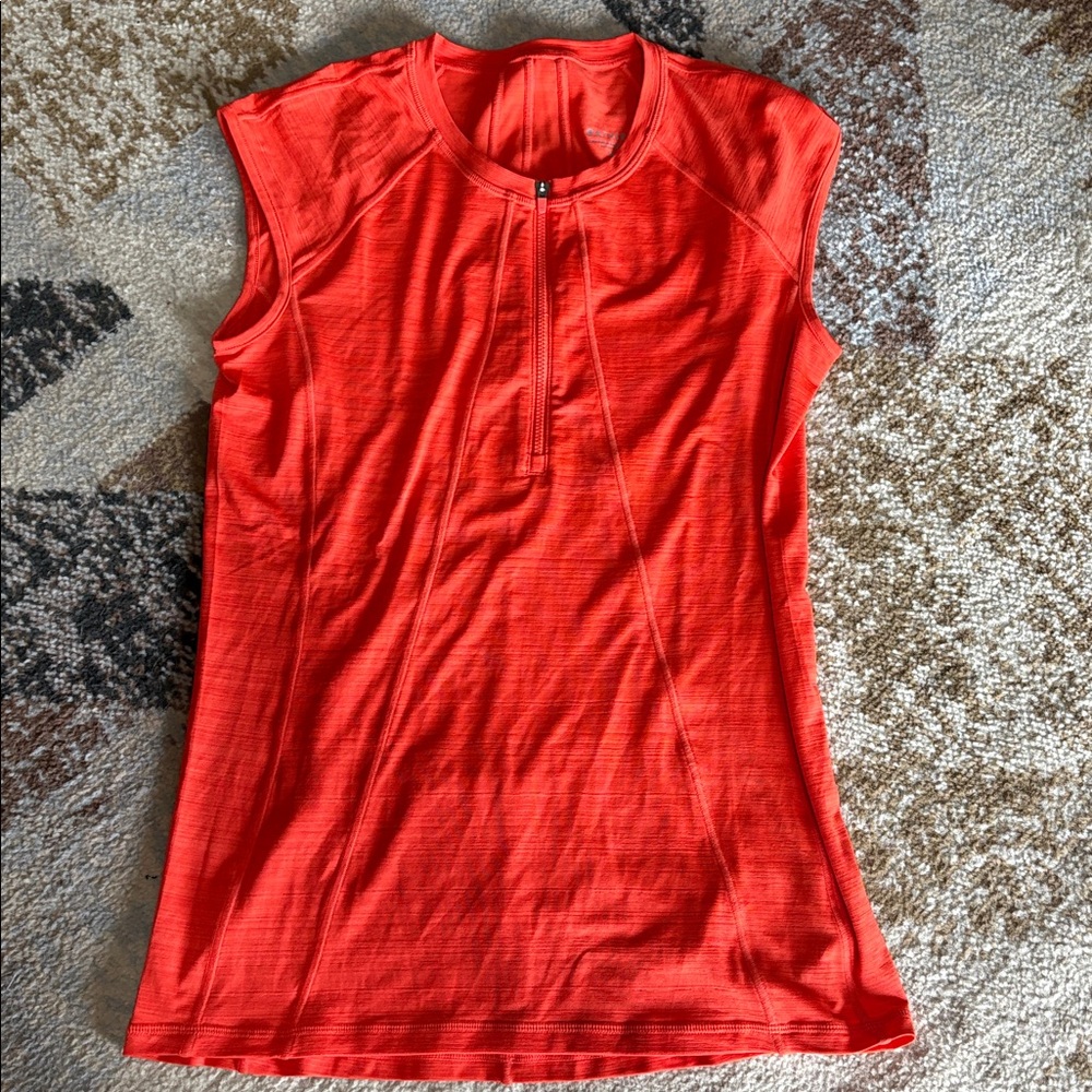 Athleta zip up sleeveless top